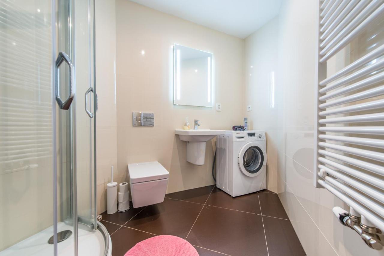 Quiet Apartment In The City Center With Own Terrace Prag Dış mekan fotoğraf